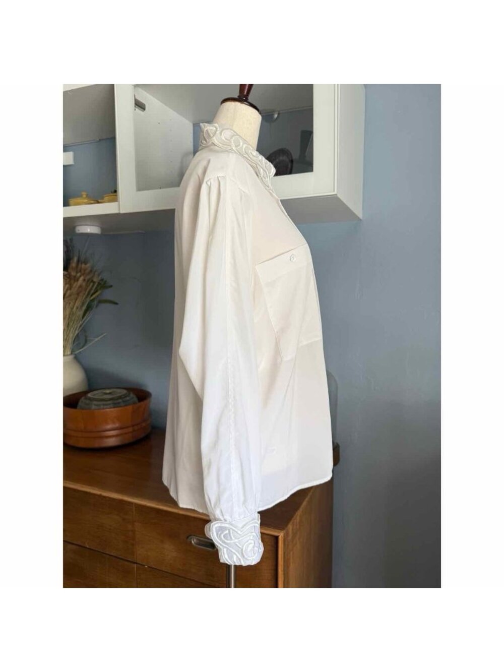 Vintage 80’s Louis Feraud White Pleated Blouse Embroidered Collar Cuffs - Picture 6 of 10